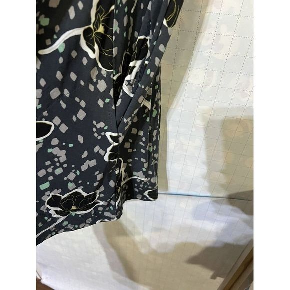 LOGO women Floral Split Back Top by Lori Goldstein Rayon 230 Shadow - Picture 3 of 7